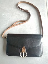 Sac à main bandoulière  ancien  Christian Dior vintage cuir grainé noir 
