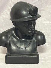 Buste de mineur en terre cuite patinée noire – années 1950 Ht 18 cm