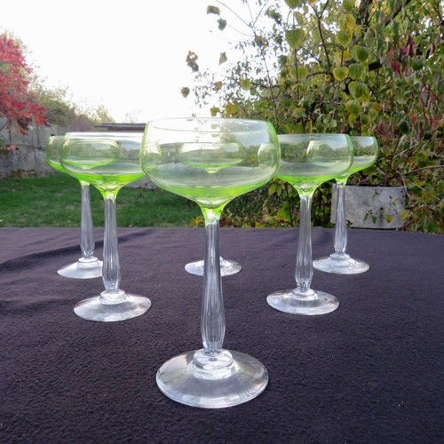 Verres couleur chartreuse - de,
