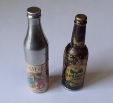 Lot de 2 Anciens Briquets Bouteille Polaire / Arthur Guinness Petrol Lighter