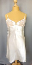 Nuisette satin dentelle ivoire