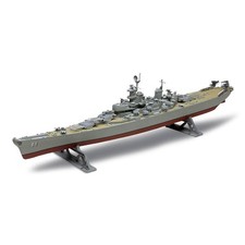 Revell	10301	 Cuirassé USS