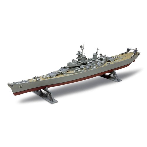 Revell 10301 cuirassé uss - revell,