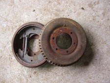 2 TAMBOURS DE FREIN 220  MM AVEC MACHOIRES ET GARNITURES  CITROEN 2 CV