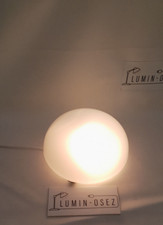 PLAFONNIER APPLIQUE VINTAGE EN OPALINE DEMI LUNE- CIRCA 1960