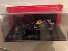 F1 RED BULL RB4 TEST BARCELONE