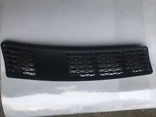 BMW E30 1904572 Grille Capot