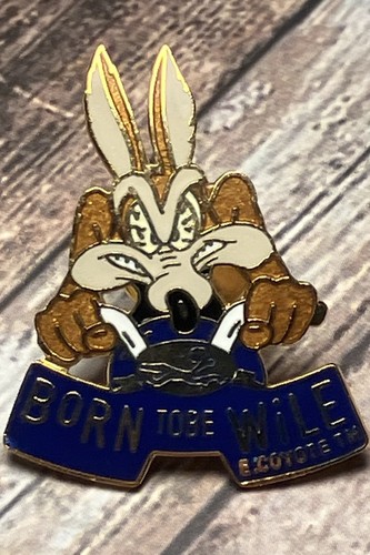 Pin bip le coyote - pin’s,