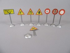 D359 Lot Norev 8 Panneaux de signalisation Décor Miniature Diorama 1/43