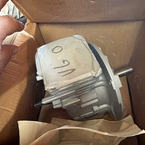 Briggs stratton lawnmower - stratton, gas