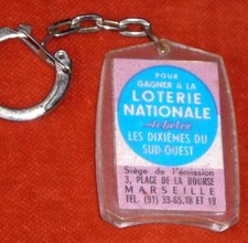 Porte-clés Key ring Journal SUD OUEST Loterie nationale Place Bourse Marseille
