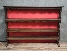 Trés grand vaissellier