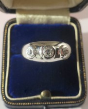 Importante superbe bague jonc