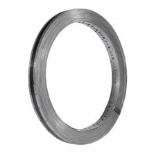 Feuillard perforé en acier