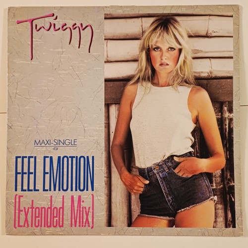 Twiggy feel emotion - "feel, emotion",