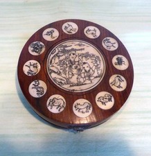 Boussole chinoise ancienne de géomancie (Luopan) en bois et os gravé