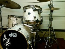 Kit DW Collector's serie Finish Ply white marine pearl 18" 12" 13" 14"