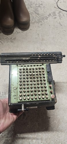Machine calculer mecanique - machine, a