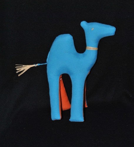 Peluche doudou chameau