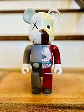 Bearbrick x Kaws 400%