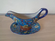 SAUCIERE SUR DORMANT EMAUX DE LOUVIERE MOTIFS FLORAUX FOND BLEU