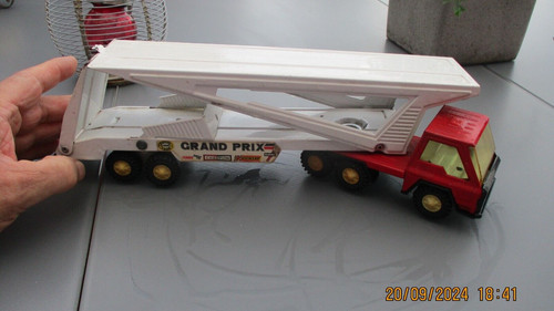 Ancien camion semi remorque - remorque, en