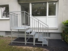 Escalier extérieur en acier 2-6 marches avec socle 100x100 cm galvanisé haute...