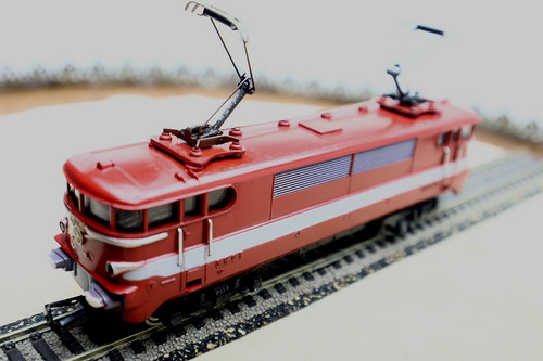 Vendre une locomotive - une,