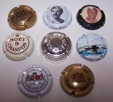 CAPSULES DE CHAMPAGNE MOET &