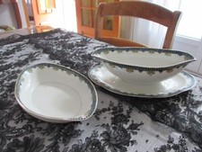ancienne saucière et ravier