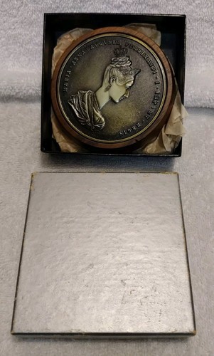 Rare medal coin maria - rare, 3.5"