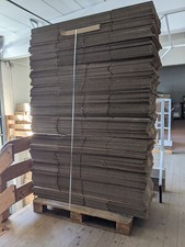 1 Palette Cartons 101cm x 40,5cm x 16cm Env. 200 Pièce, Seulement