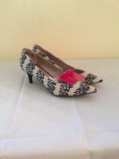 Dexflex Comfort Heels