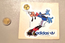 Autocollant pub Ballon Tango /équipement  Adidas/Avec Dingo Disney