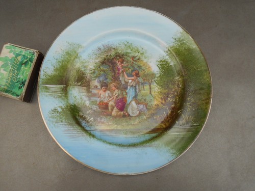 Ancienne assiette décorative