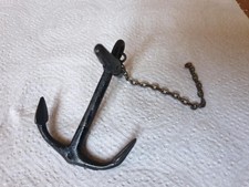 Ancien Petite ancre de marine en fonte