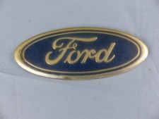 FORD sigle emblème logo insigne monogramme hayon coffre en plastique
