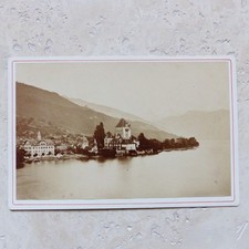 SUISSE, Lac de Thoune , Château d'Oberhofen , albuminé par BRAUN c. 1880-1881