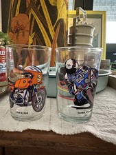 Lot 2 anciens verres à