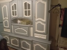 meuble de salle neuf blanc et gris en très bon état prix à négocier à partir en 