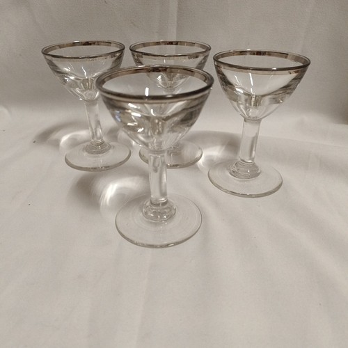 Lot petits verres - de, 4
