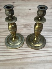 Paire jolis BOUGEOIRS BOUTS DE