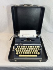 Machine à écrire ADLER gabriele 35 Bleu  Revissée Nettoyée + Ruban Neuf