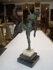 Sujet féminin Art Déco en