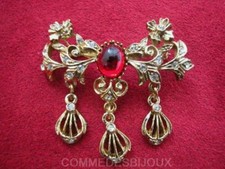 Broche "Néo Classique" N°