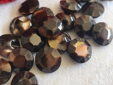 Lot 6 boutons anciens en nacre