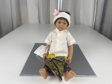 Poupée en vinyle Heidi