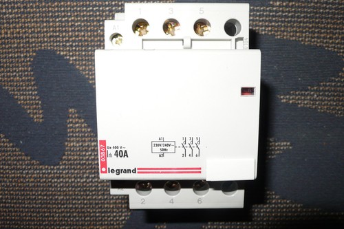 Contacteur triphase contacts - triphase,