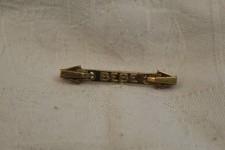 broche bijou BEBE 1930 ancien vintage plaqué OR poinçon