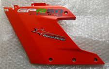 Flanc de Carénage gauche  Derbi Gpr